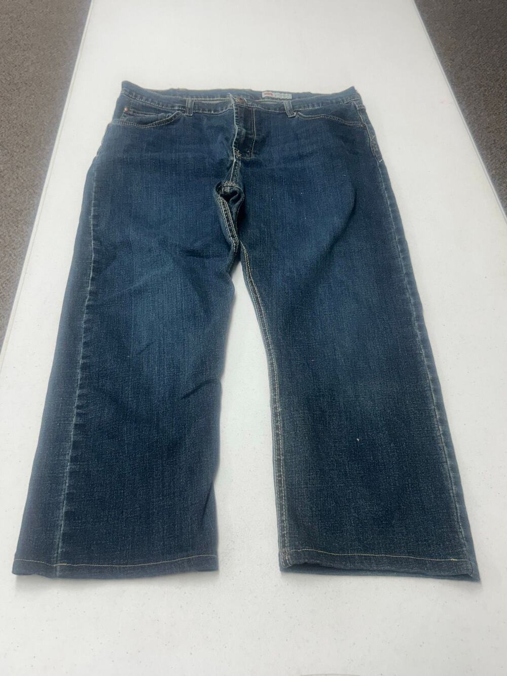 Wrangler 34x30 Slim Fit Straight Leg Mens Jeans